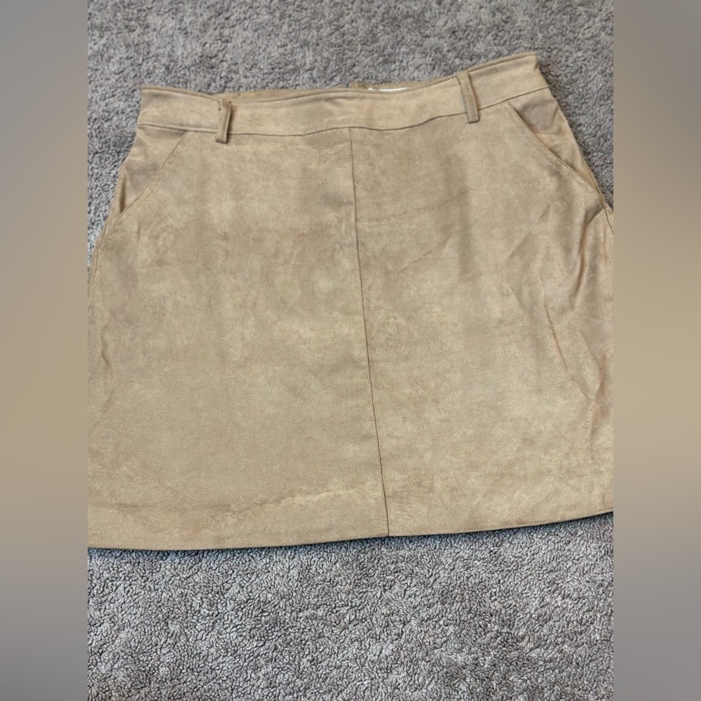 Hollister high rise Suede Skirt